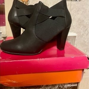 Never worn Black booties